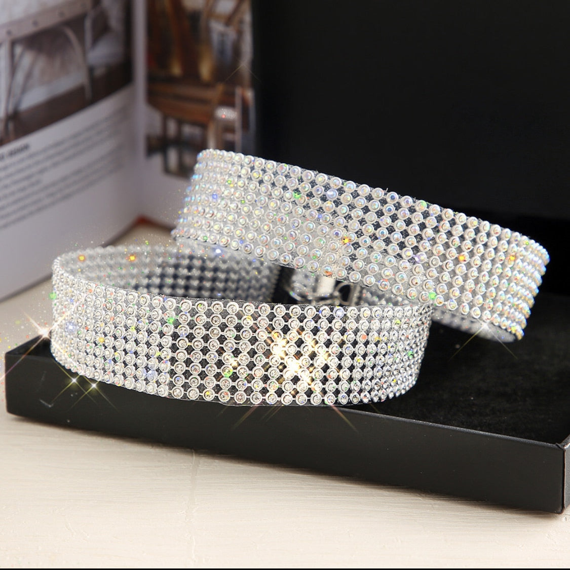 High-Quality Rhinestone Choker Necklace: Stylish Jewelry