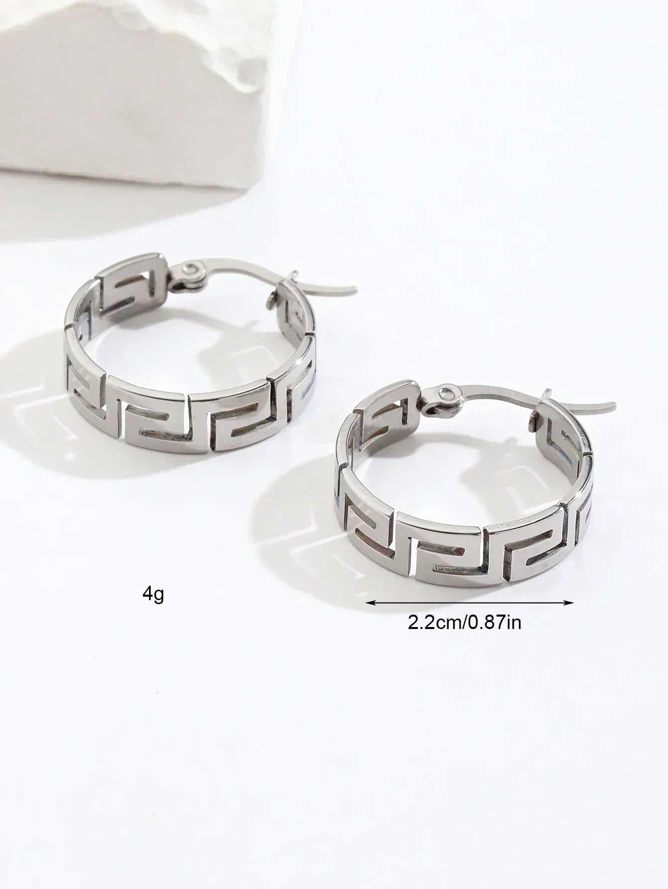 Stainless steel gold-plated women's earrings, fashionable Chinese style